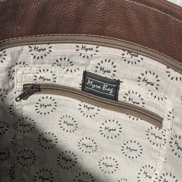 Large Cowhide Myra Bag - Picture 10 of 12